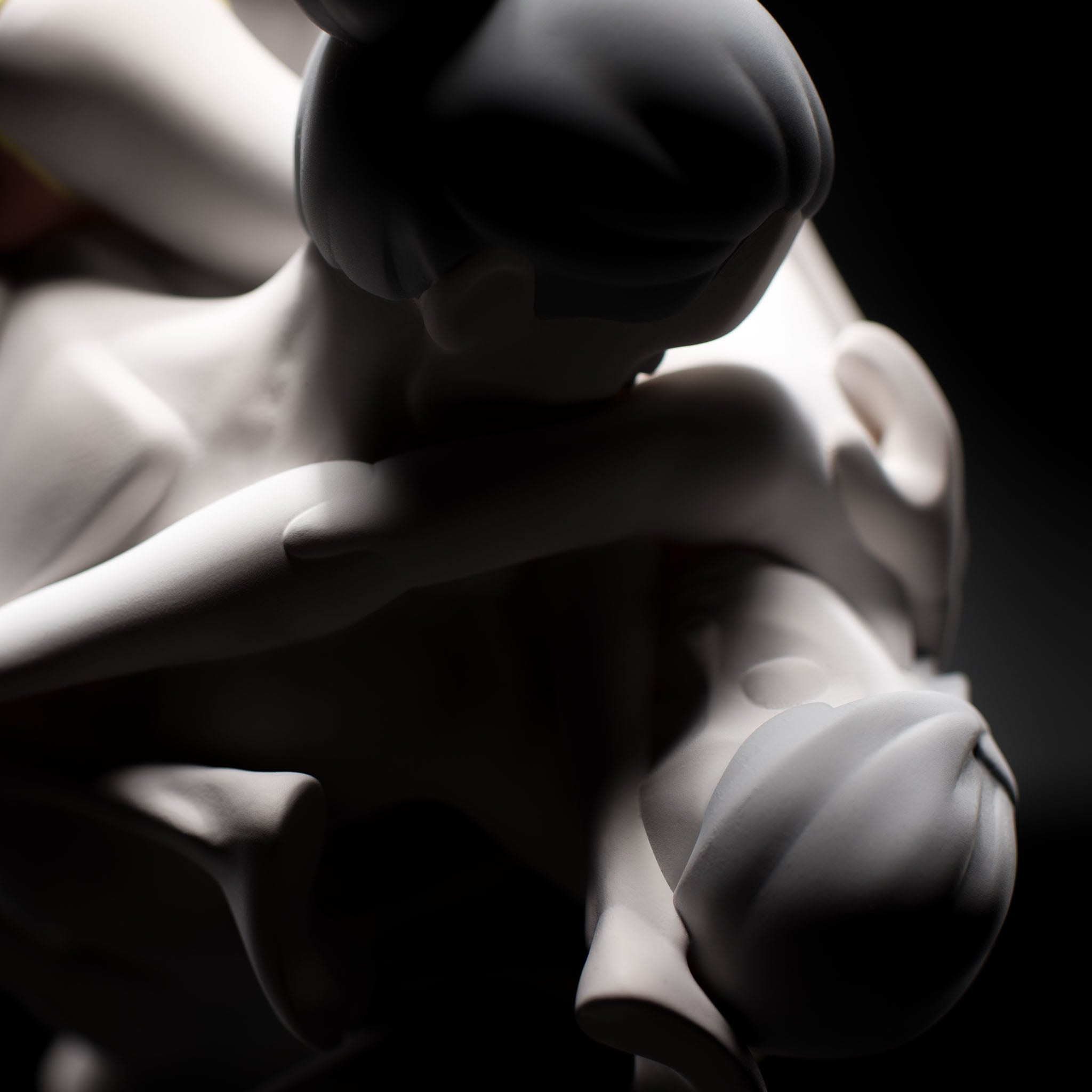 STRANGERS – Paranoia